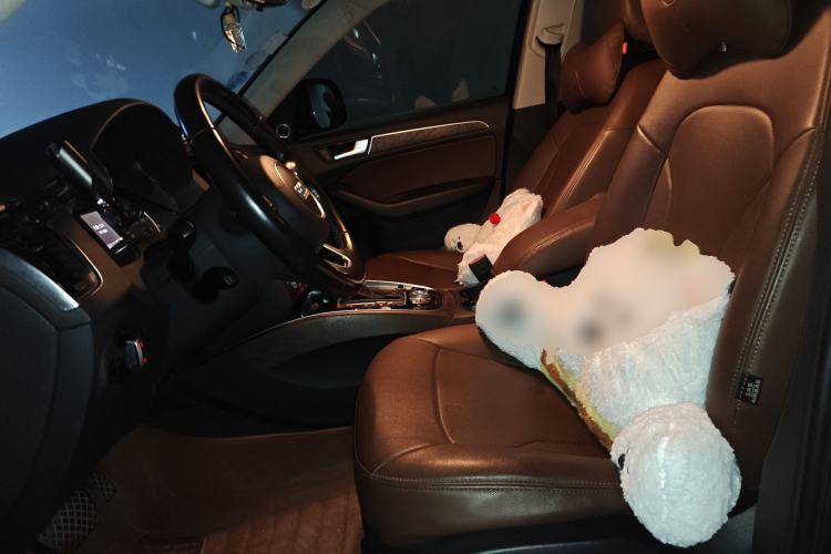 Used Audi Q5 2015 40 TFSI Comfort Model
