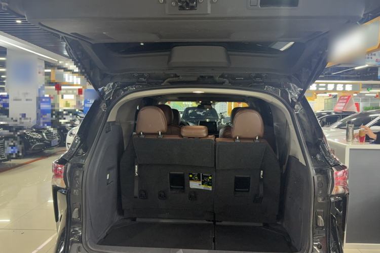 Used Toyota SIENNA 2023 2.5L Hybrid Comfort Edition Trunk