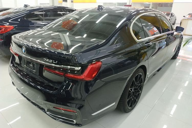 Used BMW 7 Series 2019 Restyled 740Li Leading Edition M Sport Package Rear Right 45 Deg