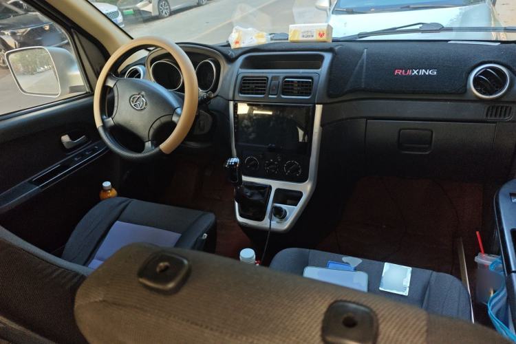 Used CHANGAN KAICHENG Ruixing M70 2019 1.5L Comfort Version 6-Seater China VI Standard Flat Roof Liftback Doors – DAM15KL
