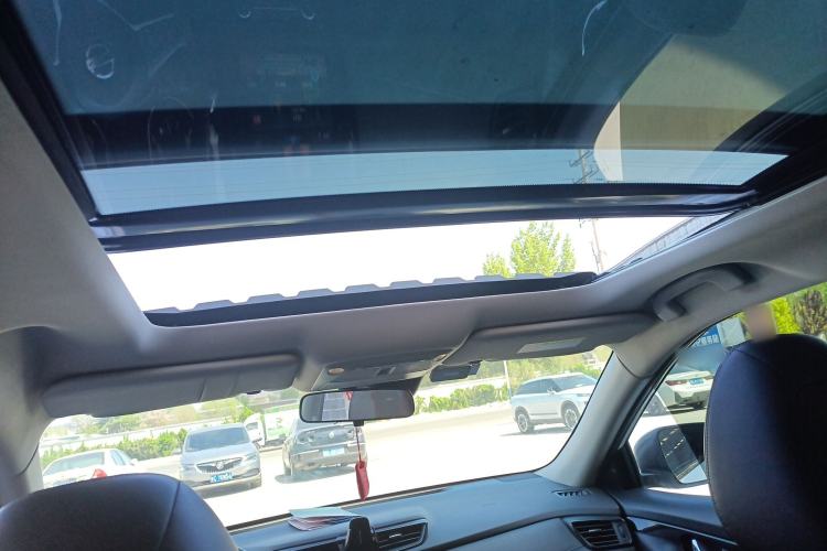 Used Nissan X-Trail 2019 2.0L CVT Smart Connect Comfort Edition 2WD Headliner