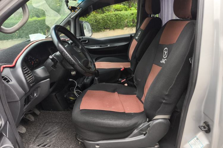 Used JAC Group Refine 2015 2.0L Shuttle Gasoline Long-Wheelbase Standard Version HFC4GA3-3D