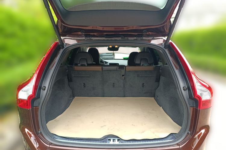 Used Volvo XC60 2014 Restyled T5 Zhiya Edition Trunk