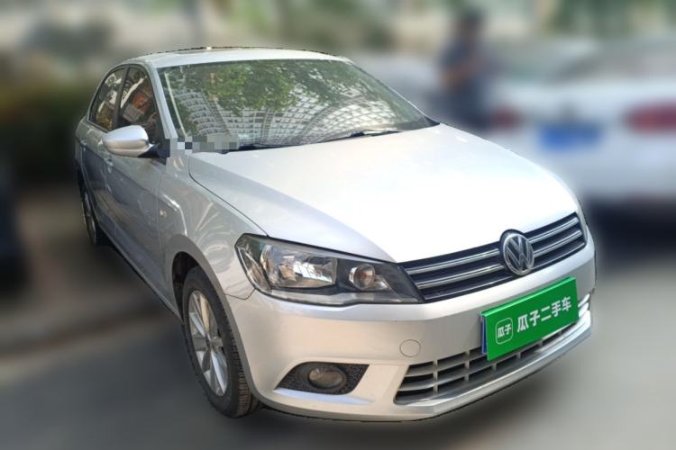 Used Volkswagen Jetta 2013 1.6L Manual Comfort Model Front Right 45 Deg