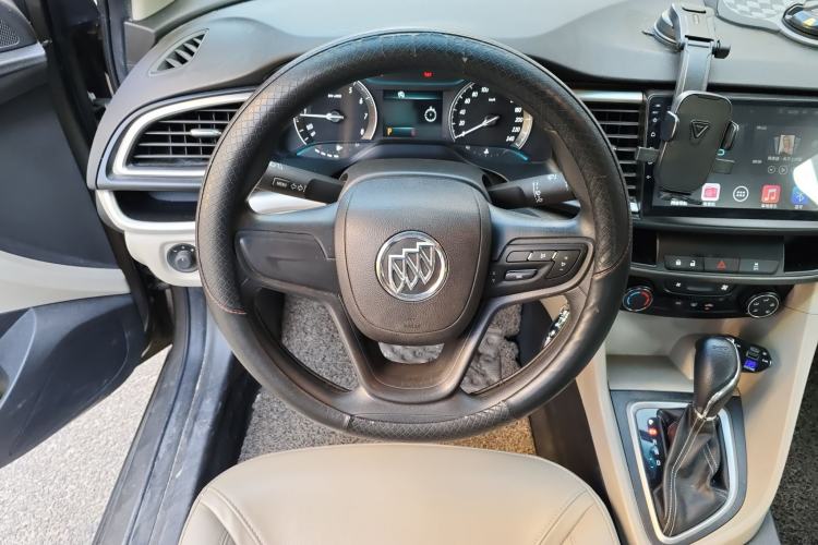 Used Buick GT 2017 15N Automatic Elite Version