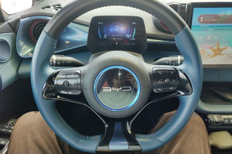 Used BYD Dolphin 2021 405 km Fashion Edition
