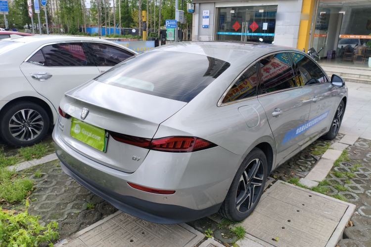 Used Roewe D7 2023 DMH 125km Flagship Edition