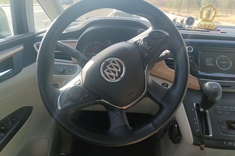 Used Buick GL8 2017 ES 28T Comfort Model China V Standard
