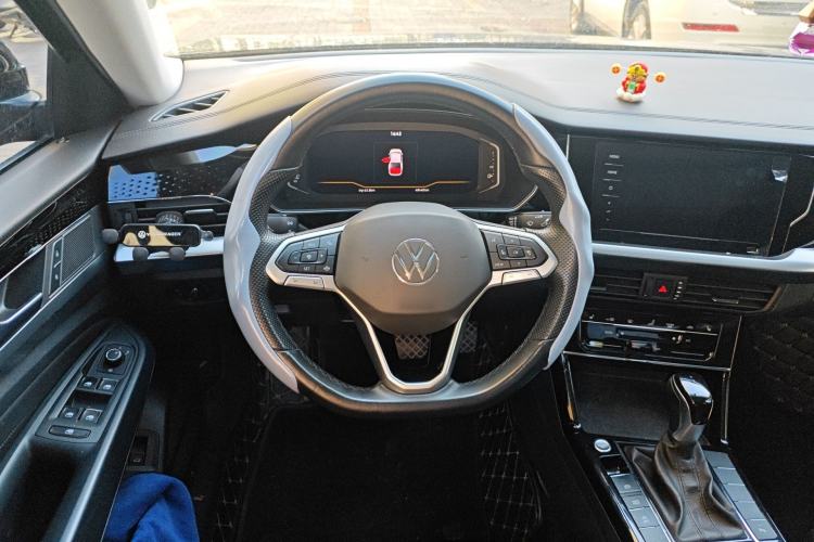 Used Volkswagen Passat 2022 330TSI Elite Edition Steering Wheel