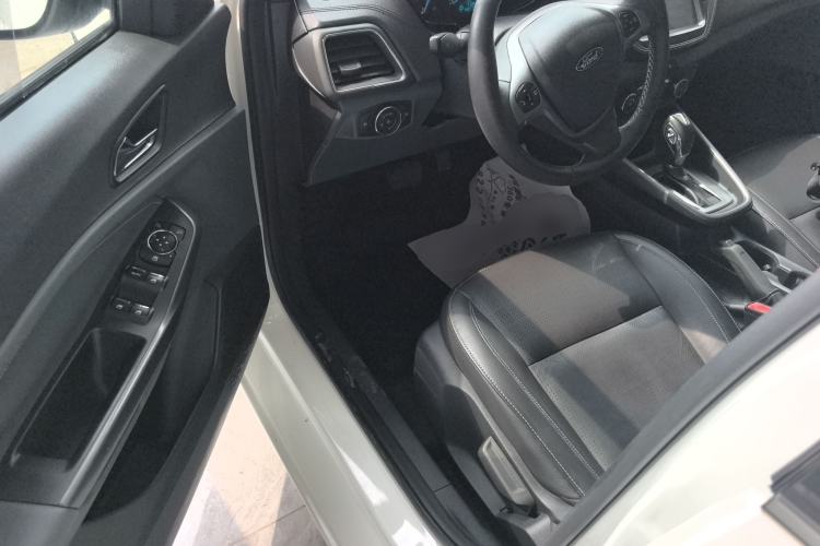 Used Ford Escort 2015 1.5L Automatic Fashion Model Driver Seat