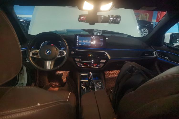 Used BMW 5 Series New Energy 2022 Updated Version 535Le Luxury Package Center Console