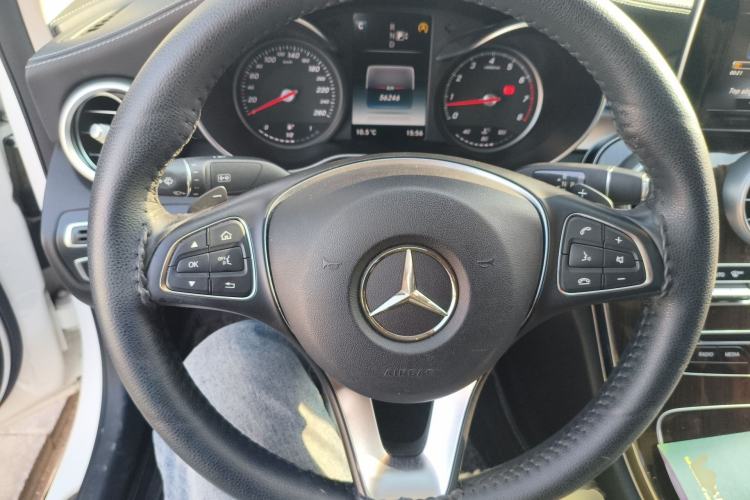 Used Mercedes-Benz C-Class 2015 Facelift C 200 L
