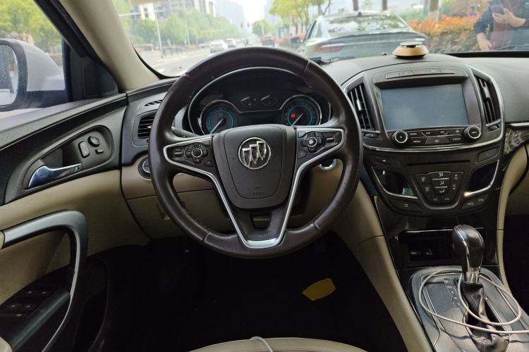 Used Buick Regal 2015 2.0L Elite Fashion Edition