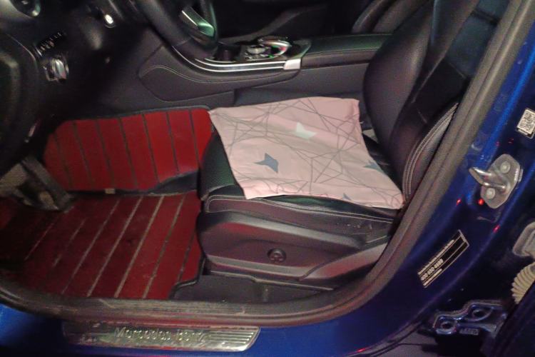 Used Mercedes-Benz GLC 2016 GLC 300 4MATIC Dynamic Model