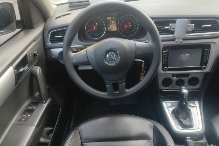 Used Volkswagen Gran Lavida 2013 1.4 TSI Automatic Comfort Model
