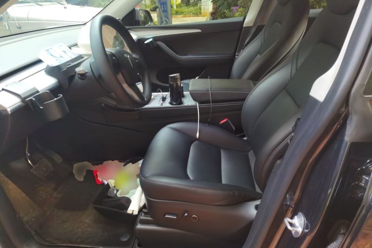 Used Tesla Model Y 2024 Long-Range All-Wheel-Drive Version
