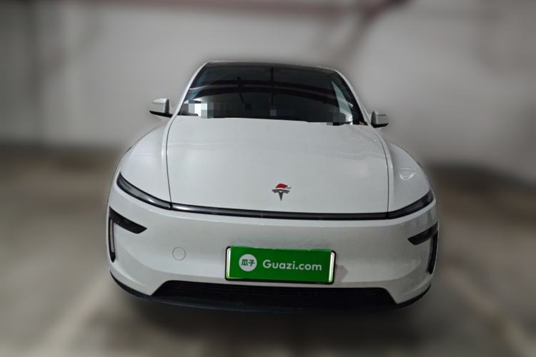 Used Tesla Model Y 2025 Rear-Wheel-Drive Version