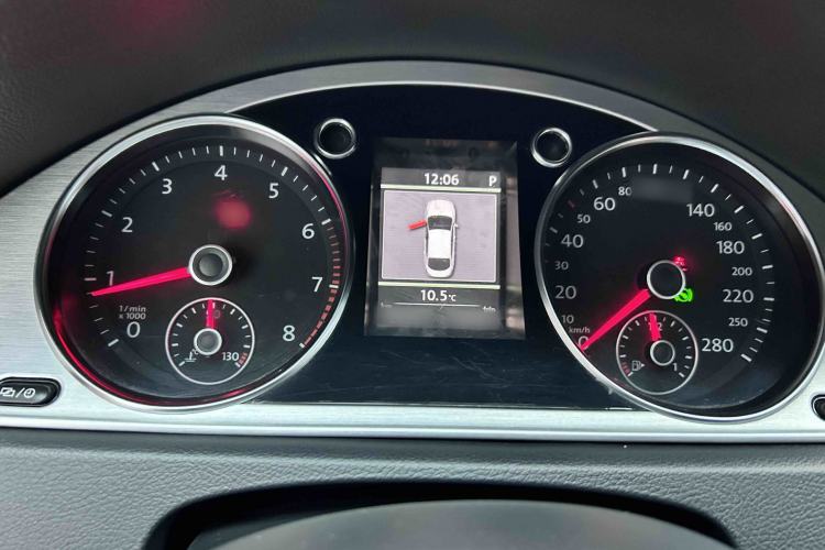 Used Volkswagen FAW-Volkswagen CC 2013 1.8TSI Luxury Model Instrument Cluster