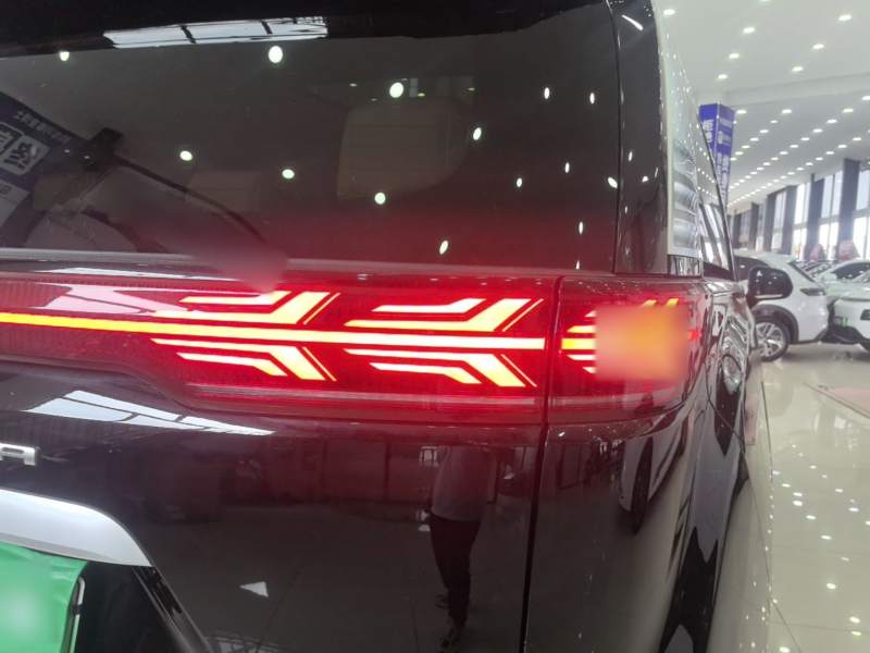 Used Denza D9 2022 DM-i 970 Four-Wheel Drive Prestige Model — 7