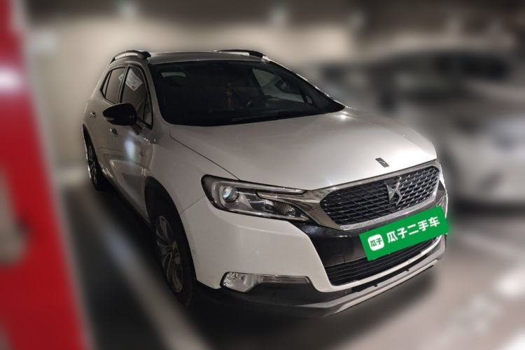 Used DS 6 2017 1.6T Luxury Edition THP160 Front Right 45 Deg