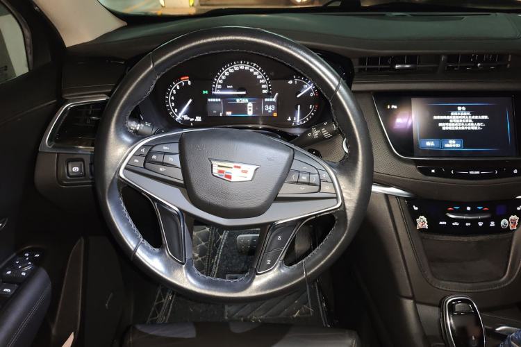 Used Cadillac XT5 2016 25T Luxury Model
