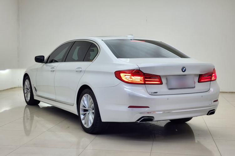 Used BMW 5 Series 2019 Updated 530Li xDrive Luxury Package
