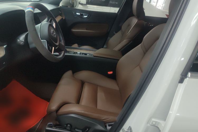 Used Volvo XC60 2021 T5 4x4 Smart Luxury Edition
