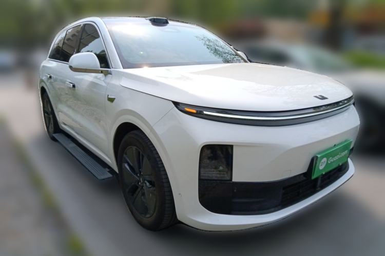 Used Li Auto L6 2024 Max Front Right 45 Deg