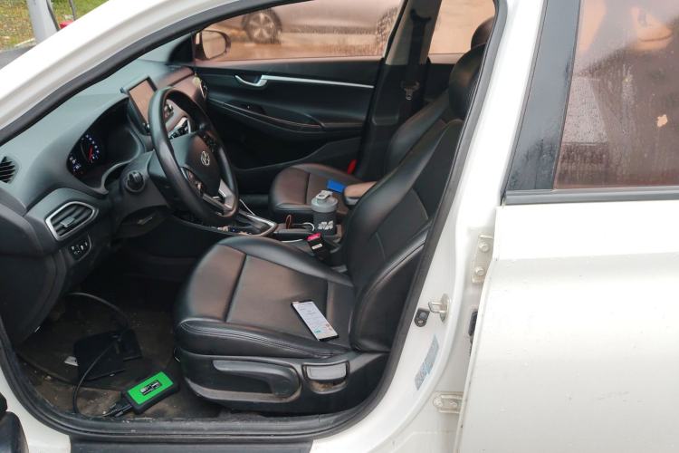 Used Hyundai Celesta 2017 1.6L Automatic Enjoyment Version GLS Left Front Seat