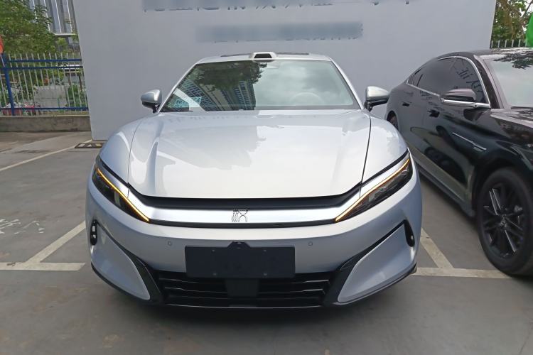 Used BYD Han L 2025 EV 701KM LiDAR Deluxe Edition Front