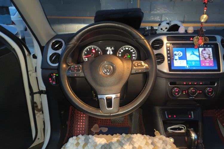 Used Volkswagen Tiguan 2016 280TSI Automatic Two-Wheel Drive Silk Road Comfort Edition Steering Wheel