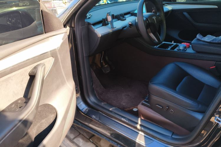 Used Tesla Model Y 2024 Rear-Wheel-Drive Version