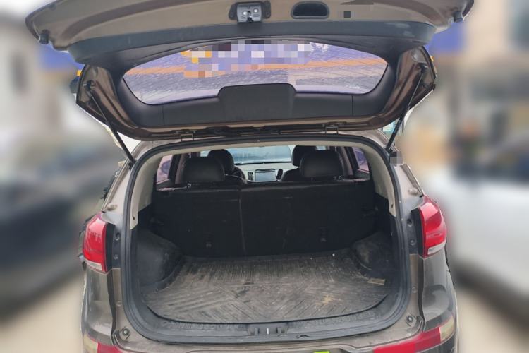 Used Kia Sportage R 2015 2.0L Automatic Two-Wheel Drive DLX Model
