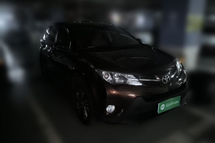 Used Toyota RAV4 2015 2.0L CVT Two-Wheel Drive Urban Edition
