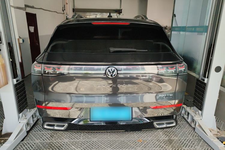 Used Volkswagen Tavendor 2023 380TSI Four-Wheel Drive R-Line Cruise Edition