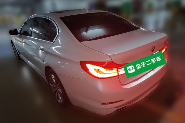 Used BMW 5 Series New Energy 2019 530Le Luxury Package Rear Left 45 Deg