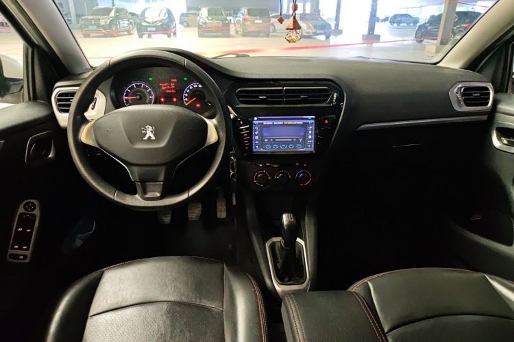 Used Peugeot 301 2016 1.6L Manual Comfort Edition Center Console