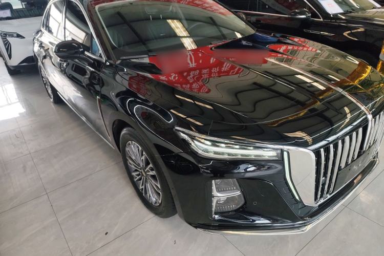 Used Hongqi H5 2024 1.5T DCT Smart Connect Flagship Edition Front Right 45 Deg