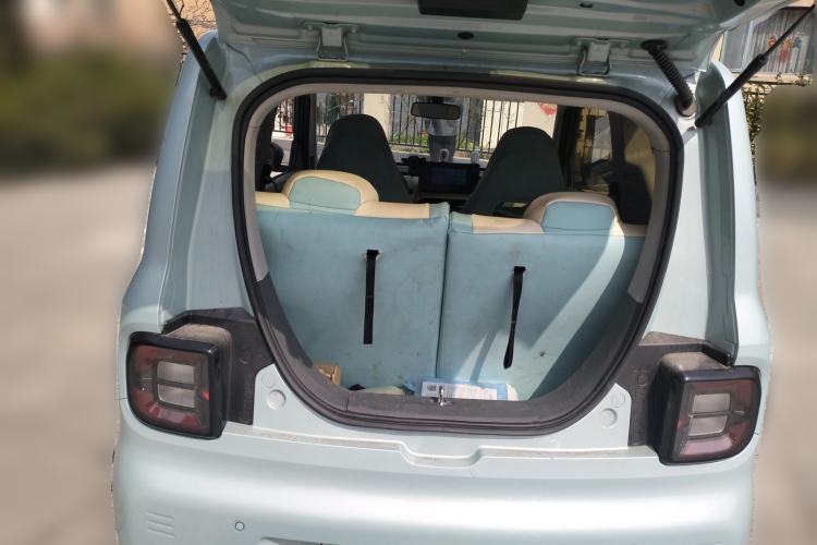 Used Geely Galaxy Panda 2023 Panda Mini 200km Endurance Bear
