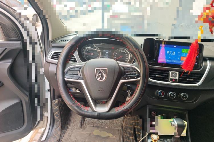 Used Baojun 730 2019 1.5T CVT Fashion Model 7 Seats China VI Emission Standard
