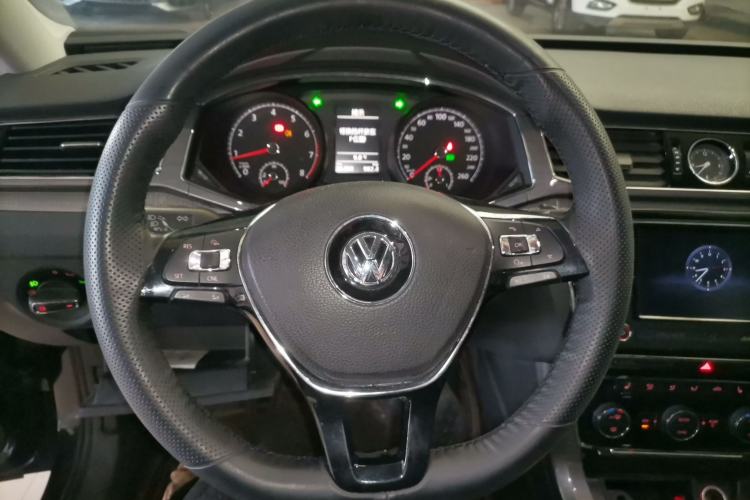 Used Volkswagen Passat 2017 330TSI DSG Luxury Edition
