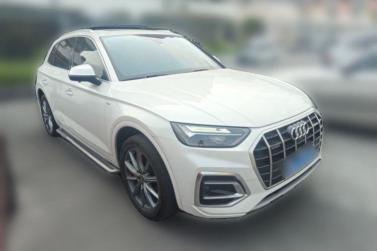 Used Audi Q5L 2023 40T Luxury Elegant Model Front Right 45 Deg