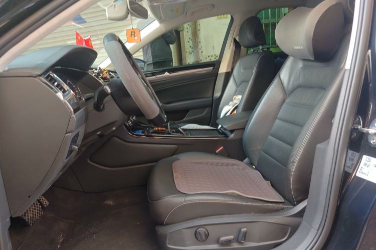 Used Volkswagen Phideon 2018 Revised Version 380TSI Two-Wheel Drive Business Edition