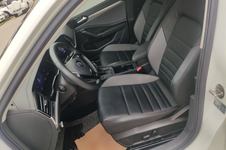 Used Volkswagen Sagitar 2022 280TSI DSG Flyover Edition Left Front Seat