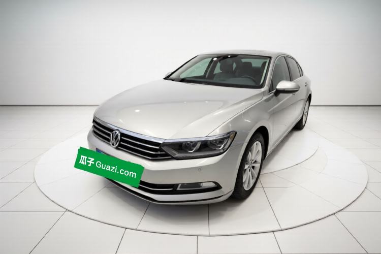 Used Volkswagen Magotan 2019 330TSI DSG Leading Model China VI Standard