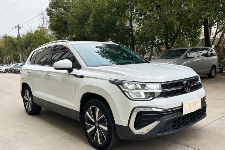 Used Volkswagen Tharu 2023 300TSI Two-Wheel-Drive Moonlight Edition