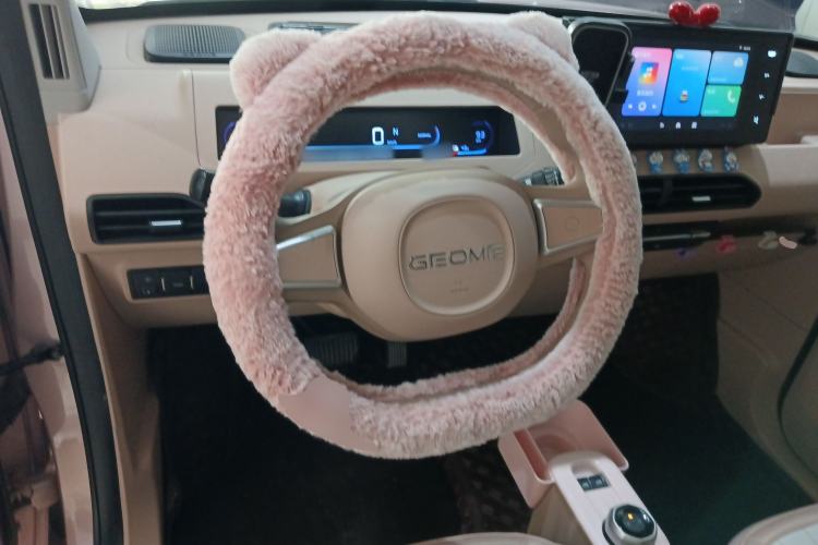 Used Geely Galaxy Panda 2023 Panda Mini 200km Endurance Bear
