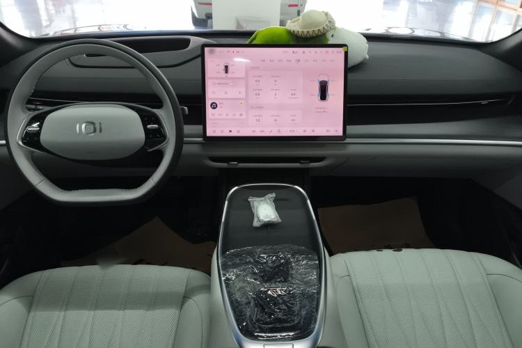 Used CHANGAN NEVO A07 2025 Blue Whale Range-Extending Version 230 Flagship Model
