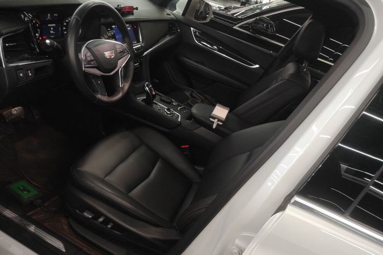 Used Cadillac XT5 2021 28T Luxury Model