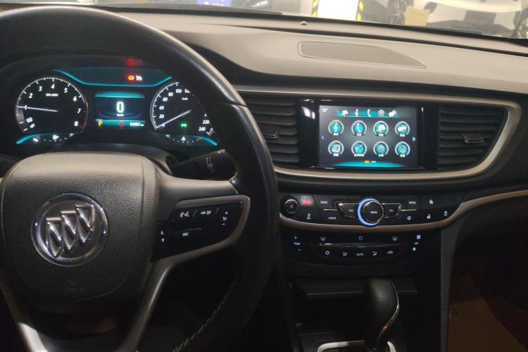 Used Buick GT 2019 18T Automatic Connected Flagship Version China V Standard Center Console